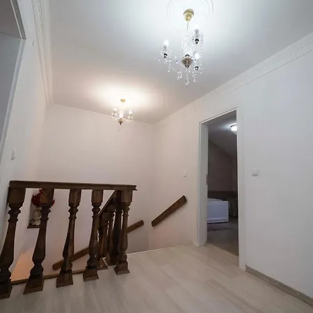 Vendégház Ikonomov House 4*