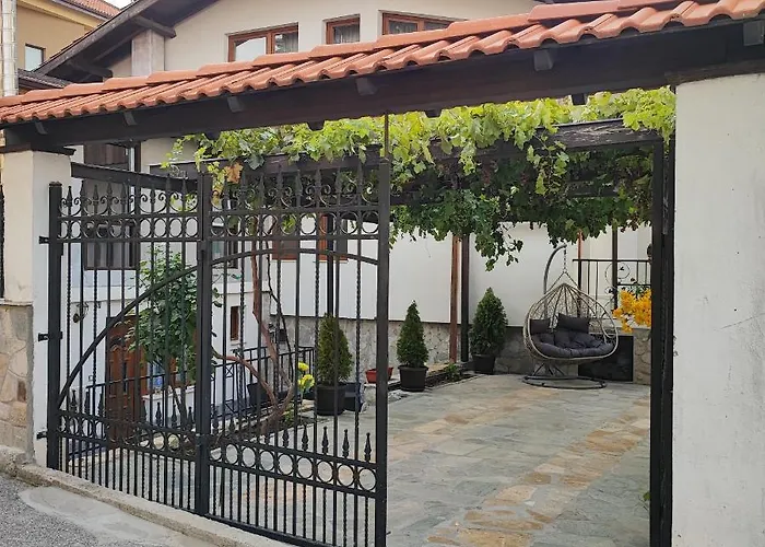 Vendégház Ikonomov House